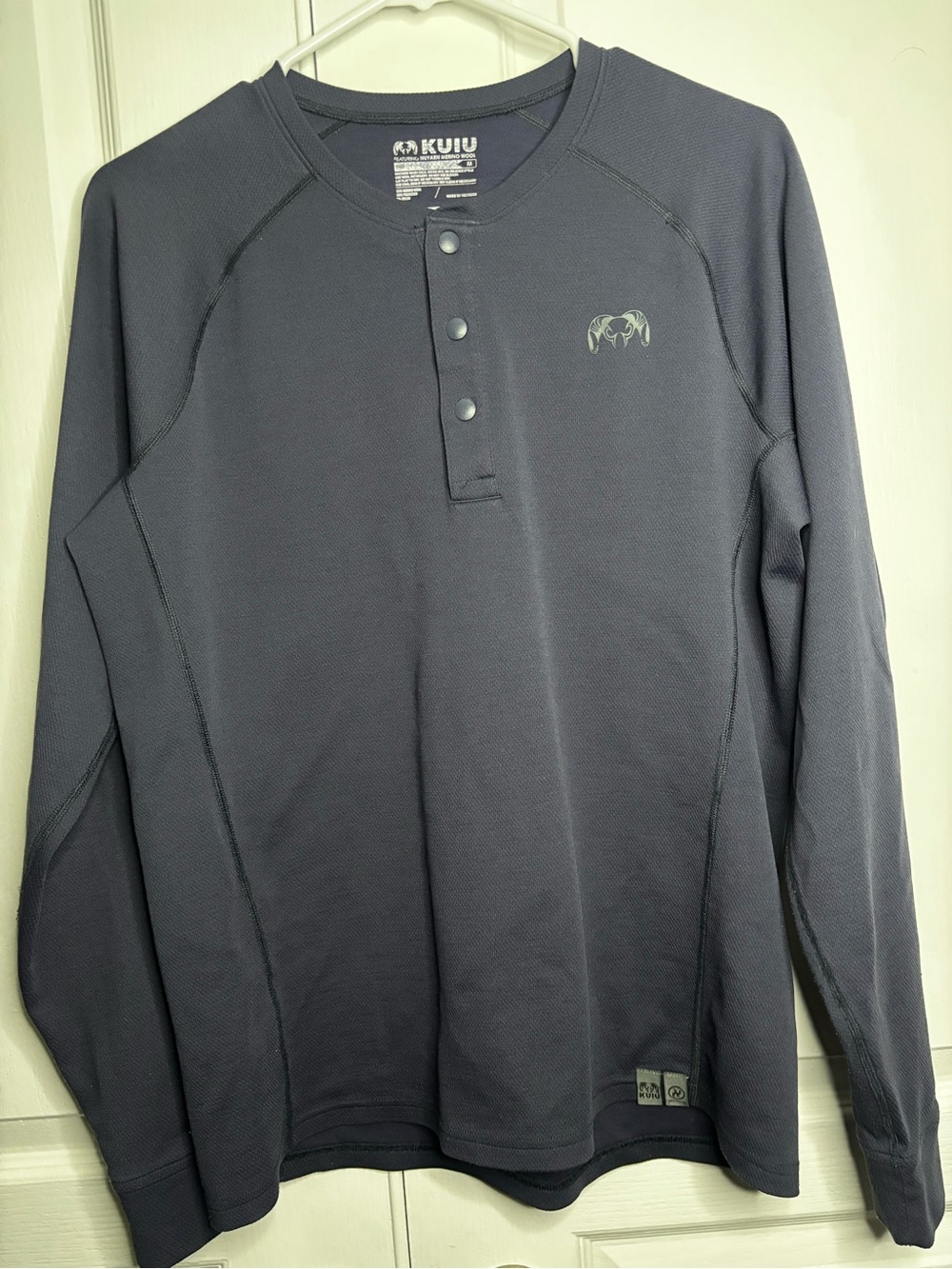 KUIU Men's Long-Sleeve Henley Top - Charcoal Gray - Picture 2 of 5